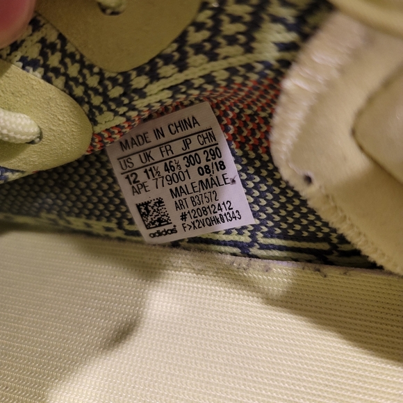 Yeezy Boost 350 V2 Semi Frozen Yellow - Picture 7 of 7
